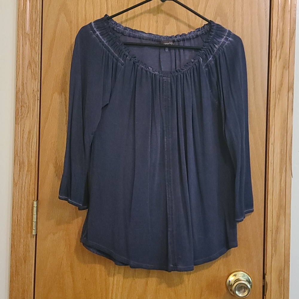 Comfy elbow sleeve tee